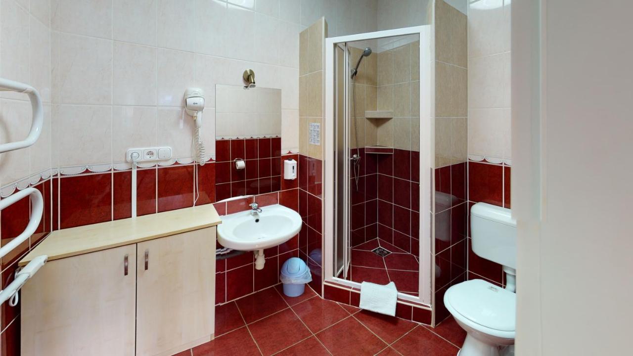 Cristian Apartman Hajduszoboszlo Luaran gambar