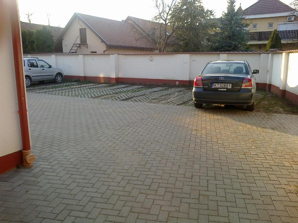 Cristian Apartman Hajduszoboszlo Luaran gambar